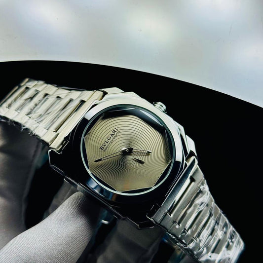 Octagonal watch with off-white spiral dial and steel bracelet – ZENO