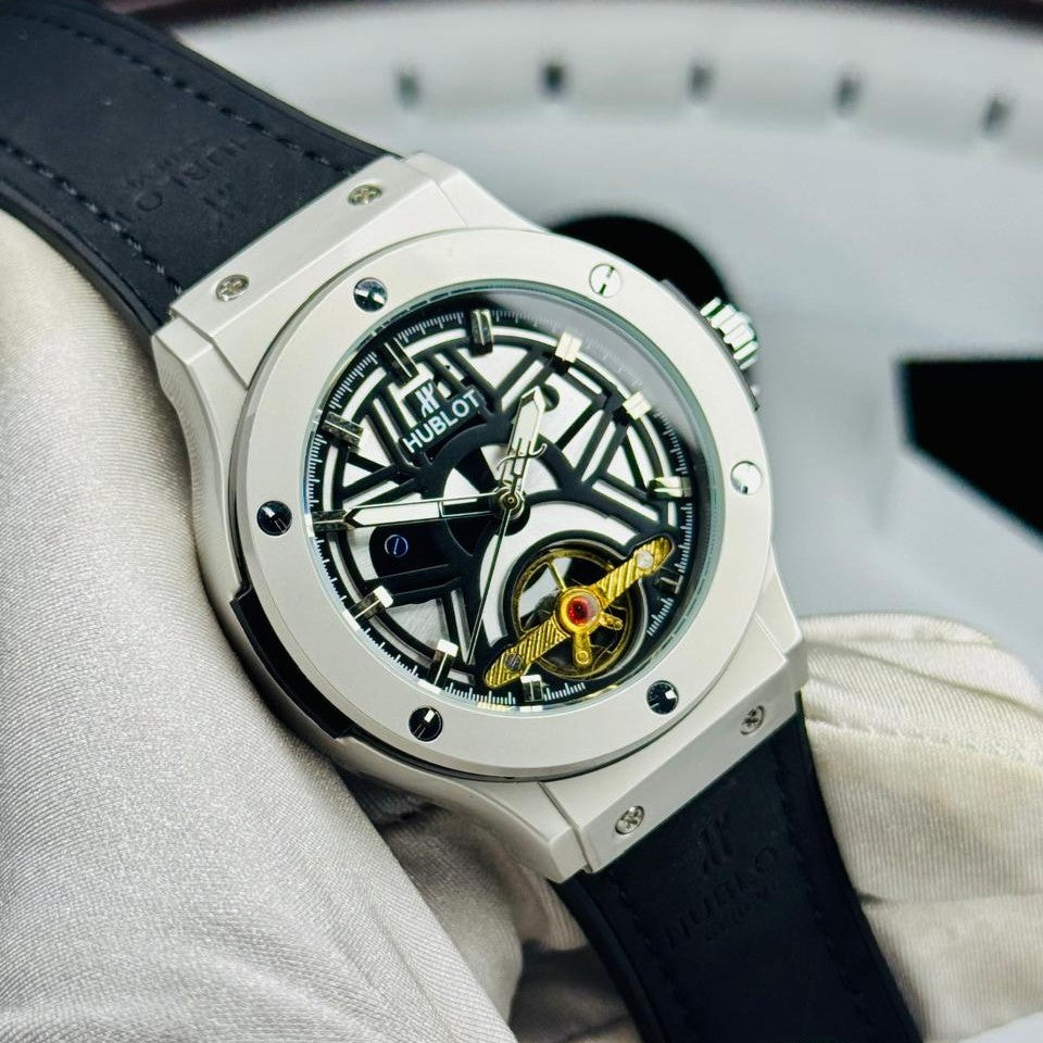 All-black porthole skeleton quartz watch – ZENO