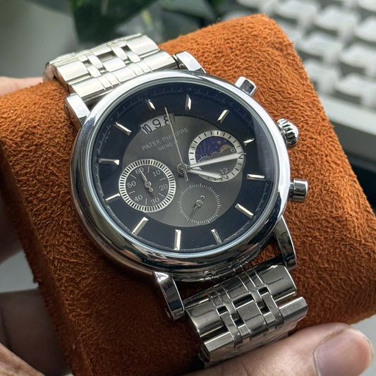 Classic steel chronograph watch with multi-dial face – ZENO