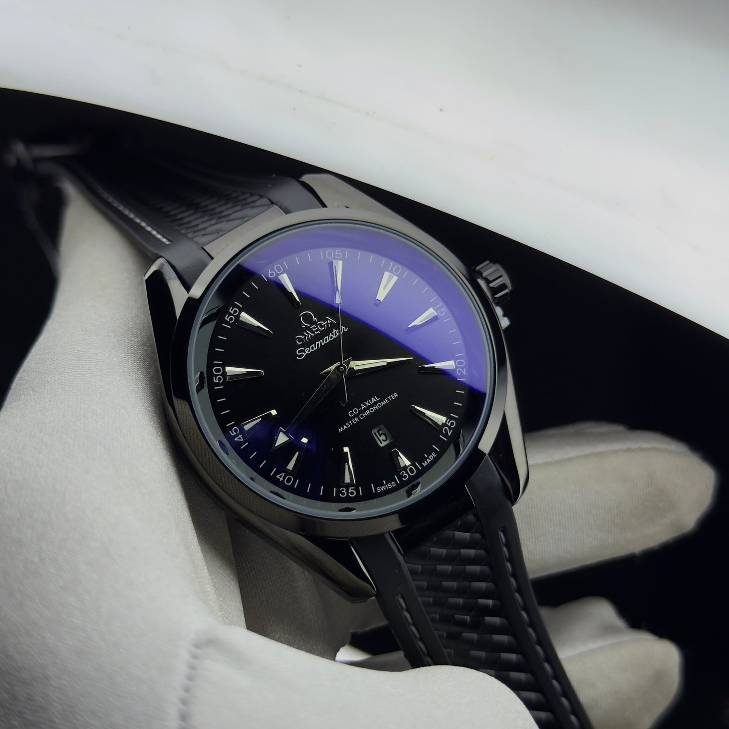 Teak dial sport watch with midnight black silicone strap – ZENO