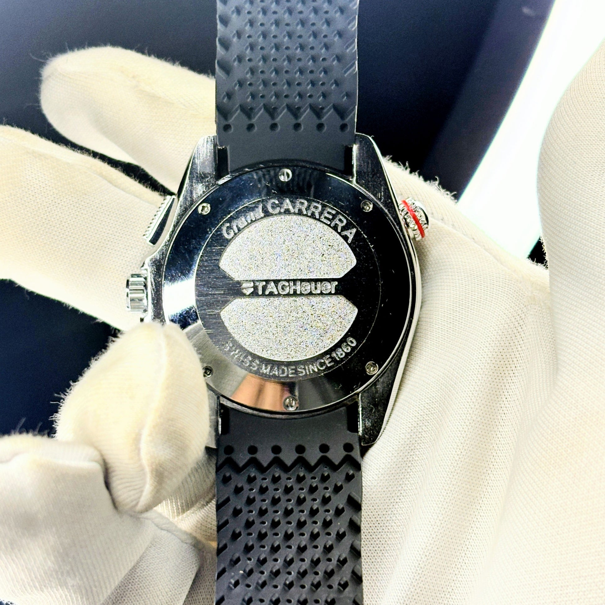 Dashboard racing chronograph watch with perforated rubber strap – ZENO