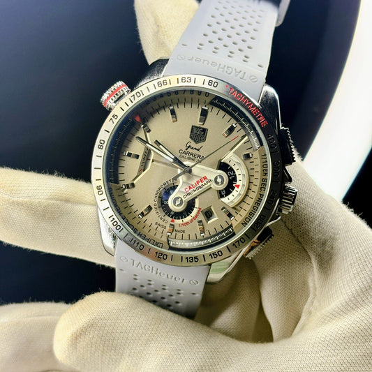 Dashboard racing chronograph watch with perforated rubber strap – ZENO