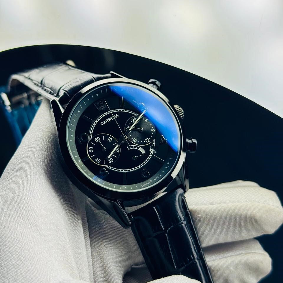 Racing chronograph watch with black dial and leather strap – ZENO